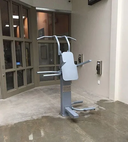 outdoor exercise equipment